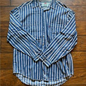 Levi's Navy and White Striped Casual Shirt